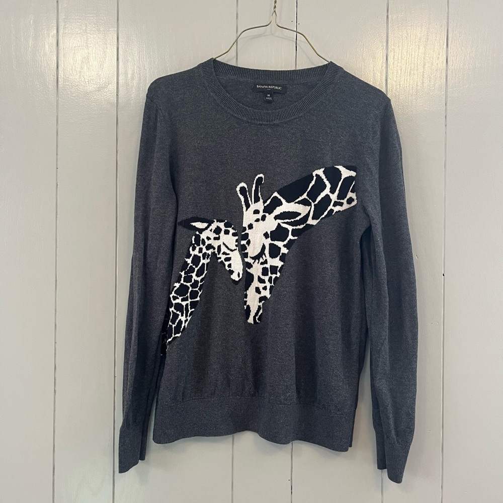 Banana Republic Women's Gray Cotton Giraffe Graphic Pullover Sweater M